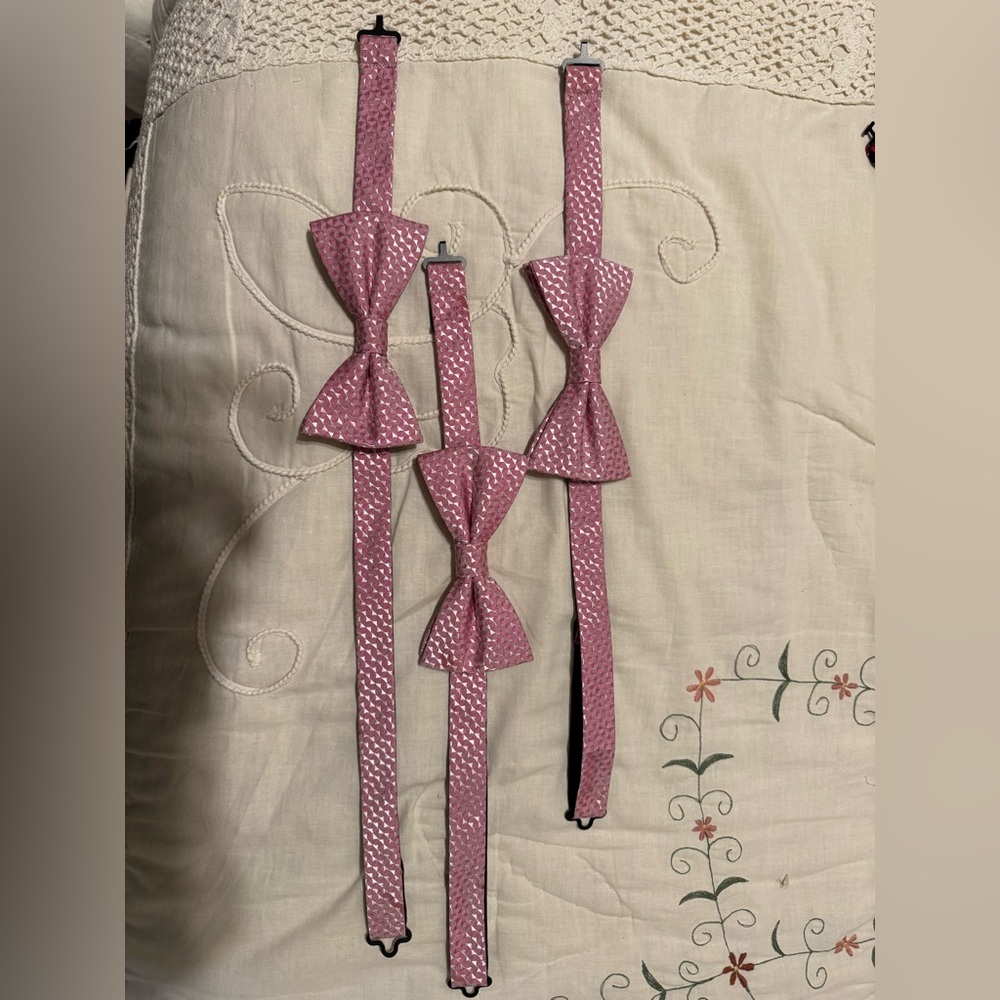 Apt. 9 Pink Textured Bow Ties (set of 3 matching)